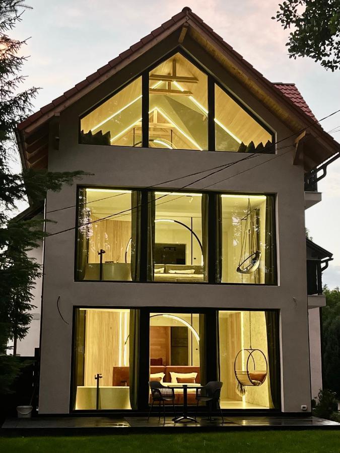 Garden Retreat Junior (Adults Only) Hotell Bran  Eksteriør bilde